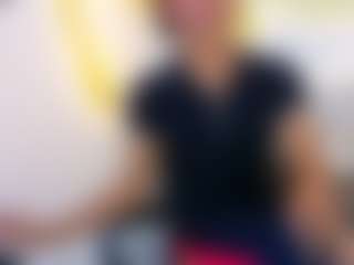 Live-camshow met KendallSexxy - Smoking op Camsoda