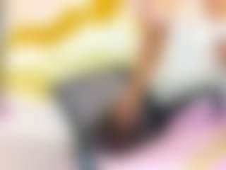 Live cam show with KendallSexxy - White on Uber Horny | colombia