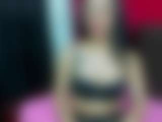MiaDivineH's Live Sex Cam Show