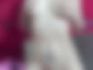 MiaDivineH's Live Sex Cam Show