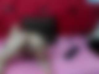 Live cam show with MiaDivineH - Smoking on Adult Interactions