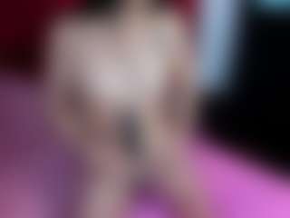 Live cam show with MiaDivineH - Body Massage on https://playwithruby.com