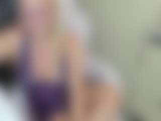 MilfAmelia's Live Sex Cam Show