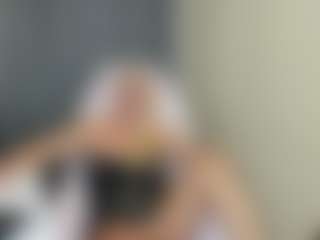 MilfAmelia's Live Sex Cam Show