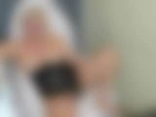 Live cam show with MilfAmelia - Mature on crypto-cams