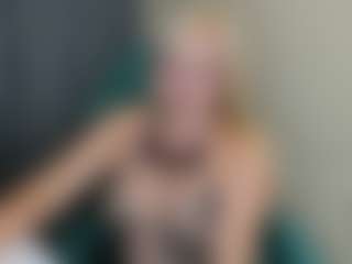 Live cam show with MilfAmelia - Smoking on madthumbs