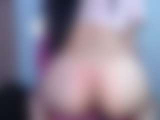 alen-241's Live Sex Cam Show
