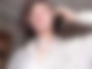 AlveraChausse's Live Sex Cam Show