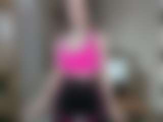AlveraChausse's Live Sex Cam Show