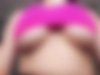 AlveraChausse's Live Sex Cam Show