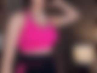 AlveraChausse's Live Sex Cam Show