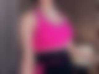 AlveraChausse's Live Sex Cam Show