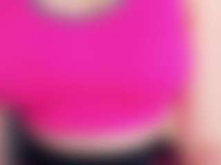 AlveraChausse's Live Sex Cam Show
