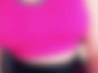 AlveraChausse's Live Sex Cam Show