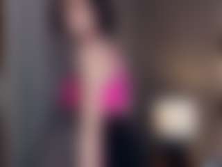 AlveraChausse's Live Sex Cam Show