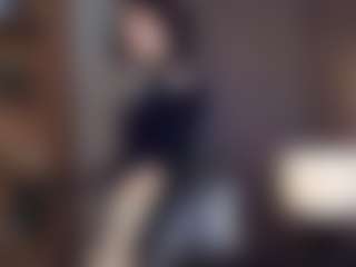 AlveraChausse's Live Sex Cam Show