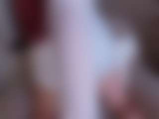 AlveraChausse's Live Sex Cam Show