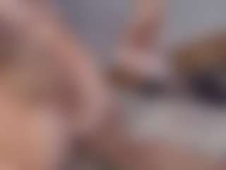 AlveraChausse's Live Sex Cam Show