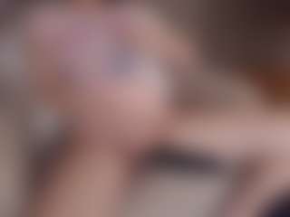 Live cam show with AlveraChausse - White Big Tits on Gym Cam Girls | united kingdom