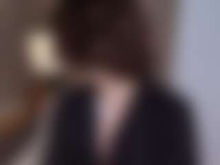 AlveraChausse's Live Sex Cam Show