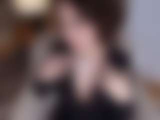AlveraChausse's Live Sex Cam Show