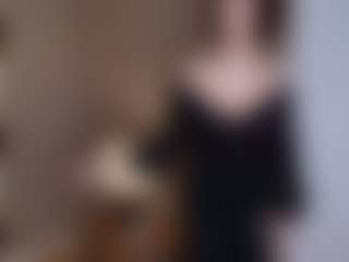 AlveraChausse's Live Sex Cam Show