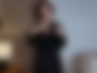 AlveraChausse's Live Sex Cam Show