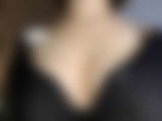 AlveraChausse's Live Sex Cam Show