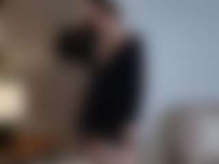 AlveraChausse's Live Sex Cam Show