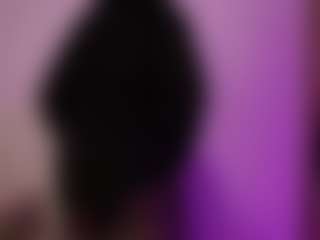 AlveraChausse's Live Sex Cam Show