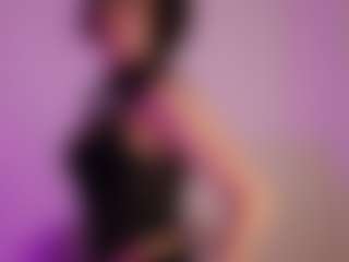 AlveraChausse's Live Sex Cam Show
