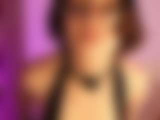 Live cam show with AlveraChausse - Teen (18+) on Camsoda