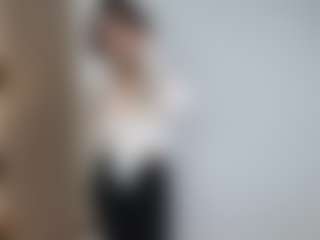 Live cam show with AlveraChausse - Normal on StripNow