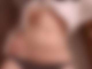 AlveraChausse's Live Sex Cam Show