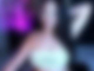 AmberStorm19's Live Sex Cam Show
