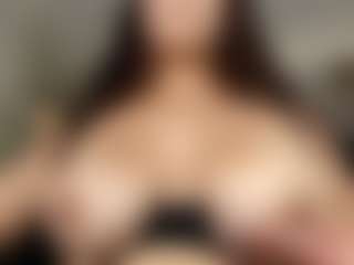 Live cam show with AmberStorm19 - Thin on Cam Slut