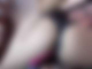 AmberStorm19's Live Sex Cam Show
