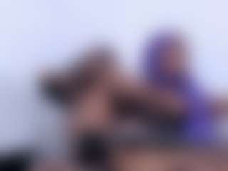 Live cam show with Amira-Alzahra - Waxed on WildCum