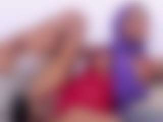 Live cam show with Amira-Alzahra - Ebony Squirt on Hubzter Live