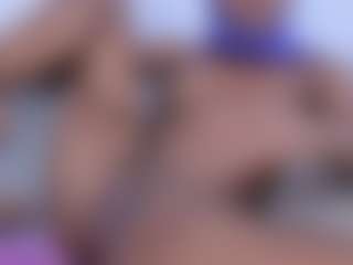 Live cam show with Amira-Alzahra - Striptease Granny on Camsoda