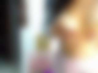 Live cam show with AniisaAlii - Amateur on studioflirtlive.com
