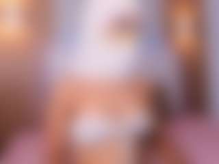 Live cam show with Anita-Noor - Tease on madthumbs