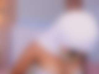 Live cam show with Anita-Noor - Spank on madthumbs