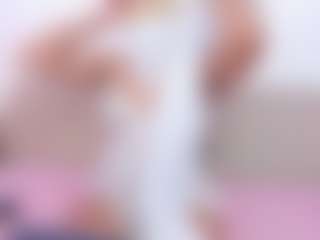 Live cam show with Anita-Noor - Genital Piercings on Cam Slut