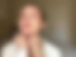 CaseyPomainville's Live Sex Cam Show
