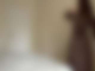 Live cam show with CaseyPomainville - Blue Eyes on Gym Cam Girls