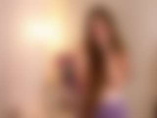 Live cam show with CaylaAdamczak - Public Mature on crypto-cams