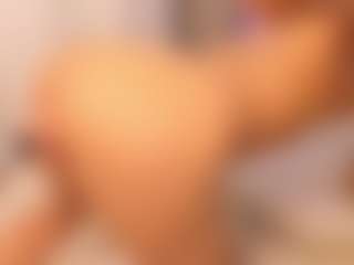 Live cam show with ChloeObril - Arab Small Tits on Dare Cams