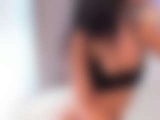 Live cam show with ChloeObril - Flashing on madthumbs