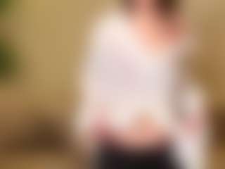 Live cam show with Milana - Big Tits Brown Hair on CamwithHer